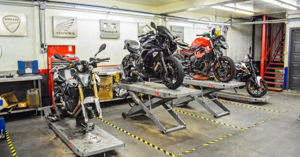Showroom Motor Honda Jakarta